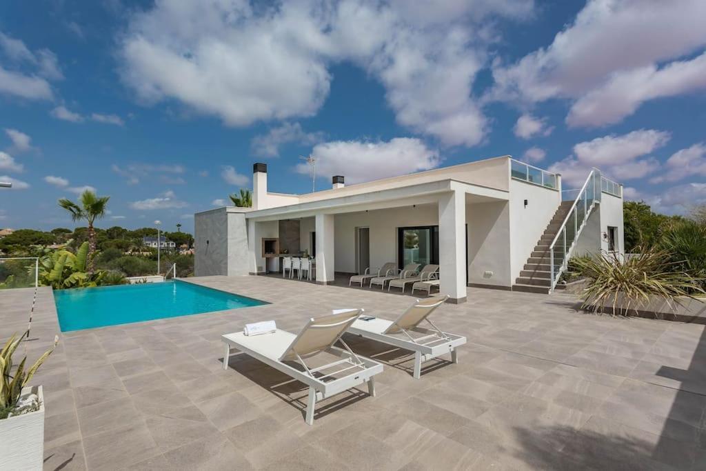 Los Balcones Villa I Costa Blanca تورّيفيِخا المظهر الخارجي الصورة